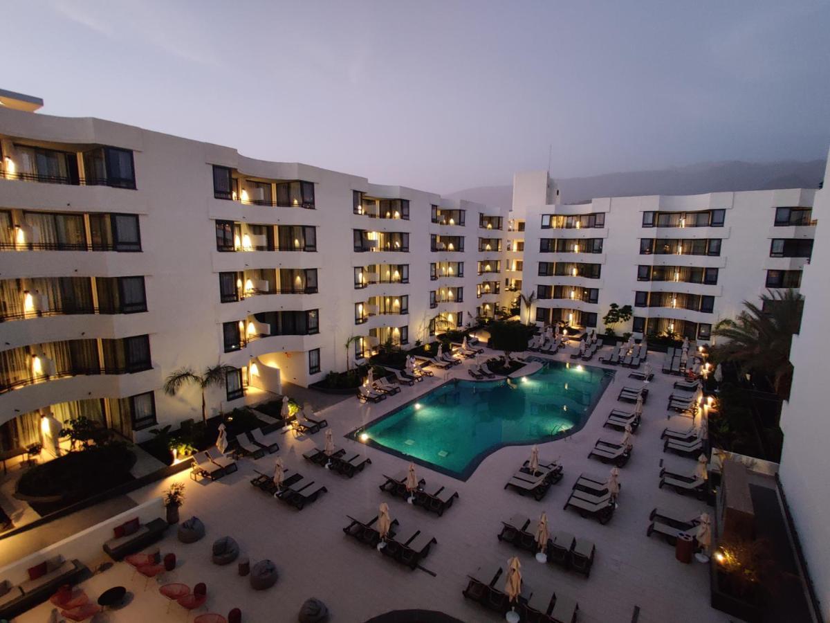 Luxury Apartment With Pool View Адехе Экстерьер фото